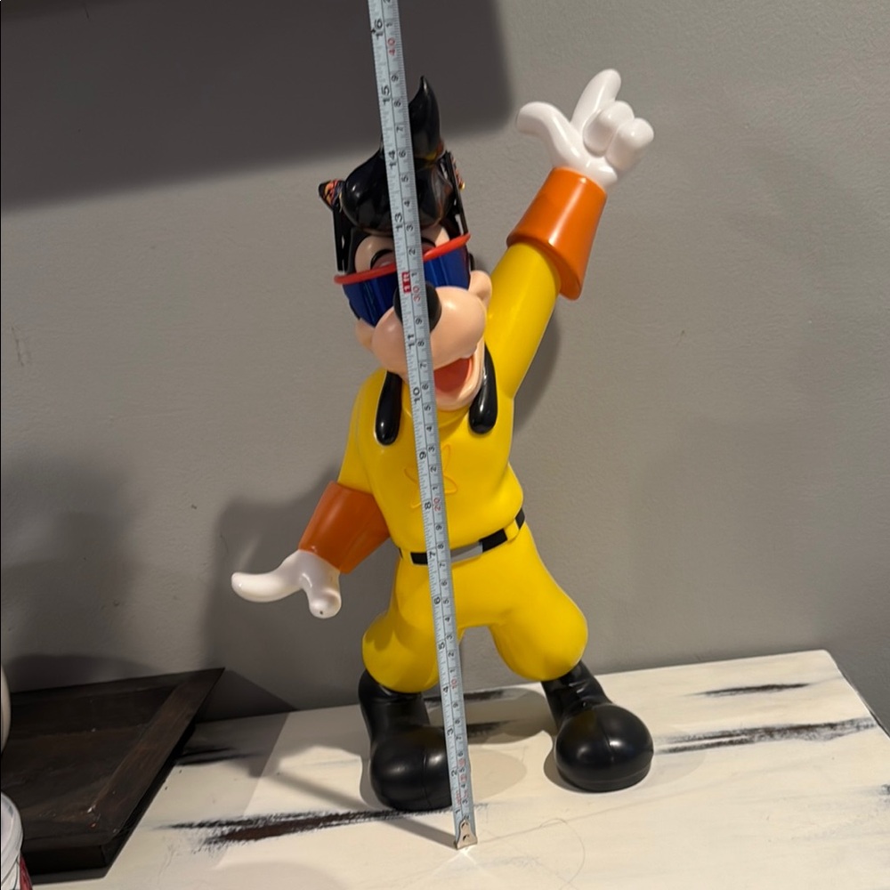 The Goody Movie Max as Powerline popcorn bucket - Picture 6 of 6